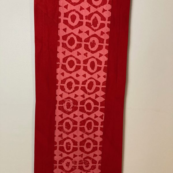 Table runner red and pink design with red border